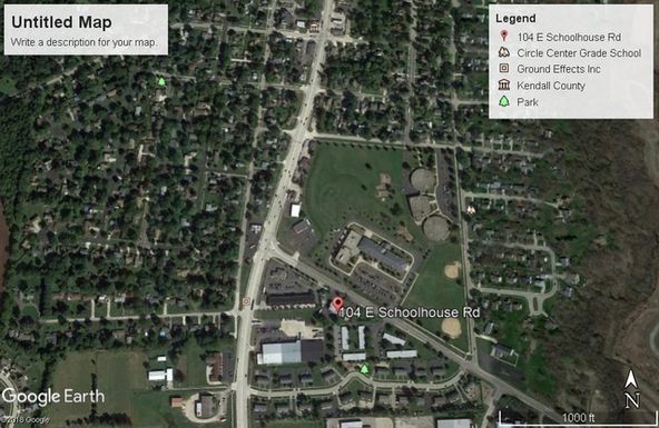 102 E Schoolhouse Rd, Yorkville, IL 60560